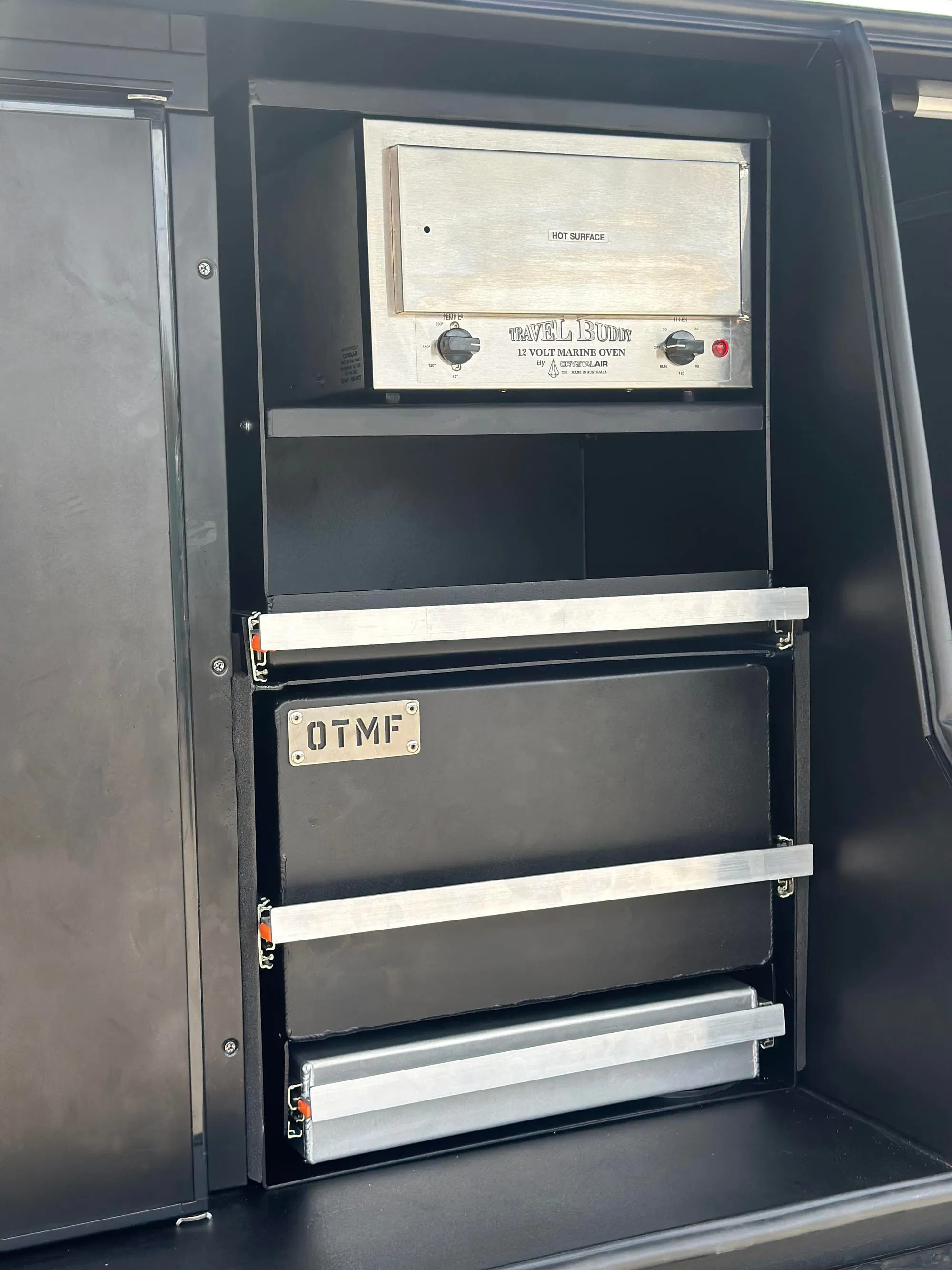 Travel Buddy 12V marine oven installation